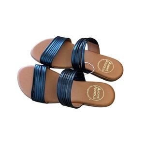 Andre Assous Nabila Flat Sandal Women's Size 5.5 M Black Featherweight